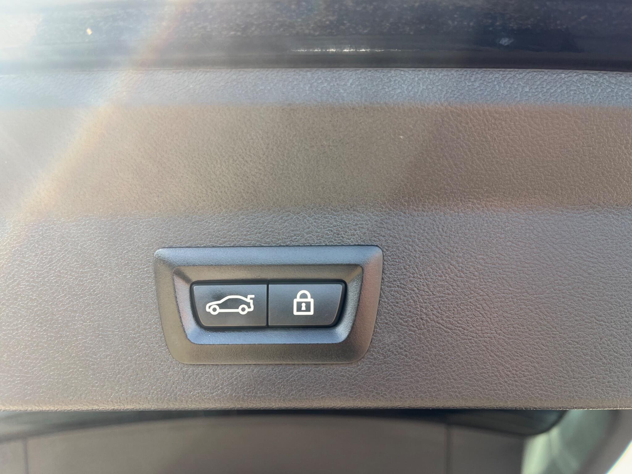 BMW X3 view 50
