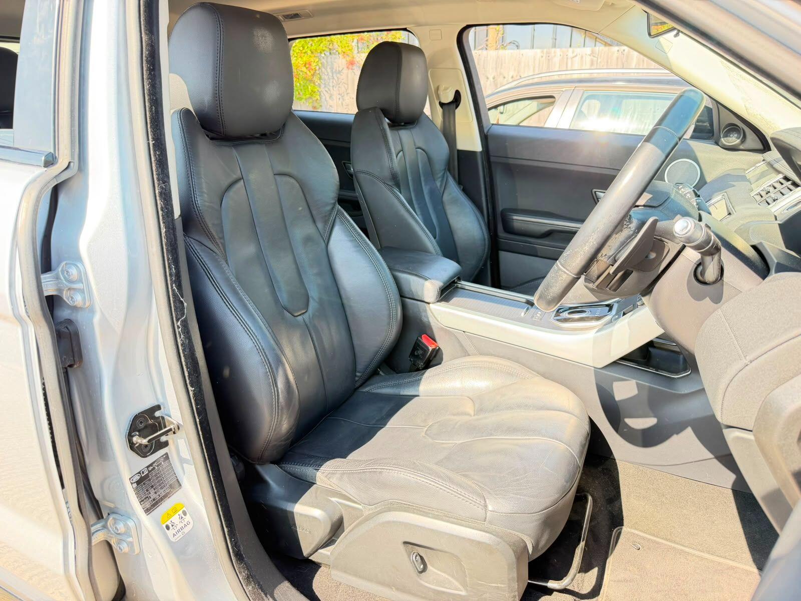 Land Rover Range Rover Evoque view 11