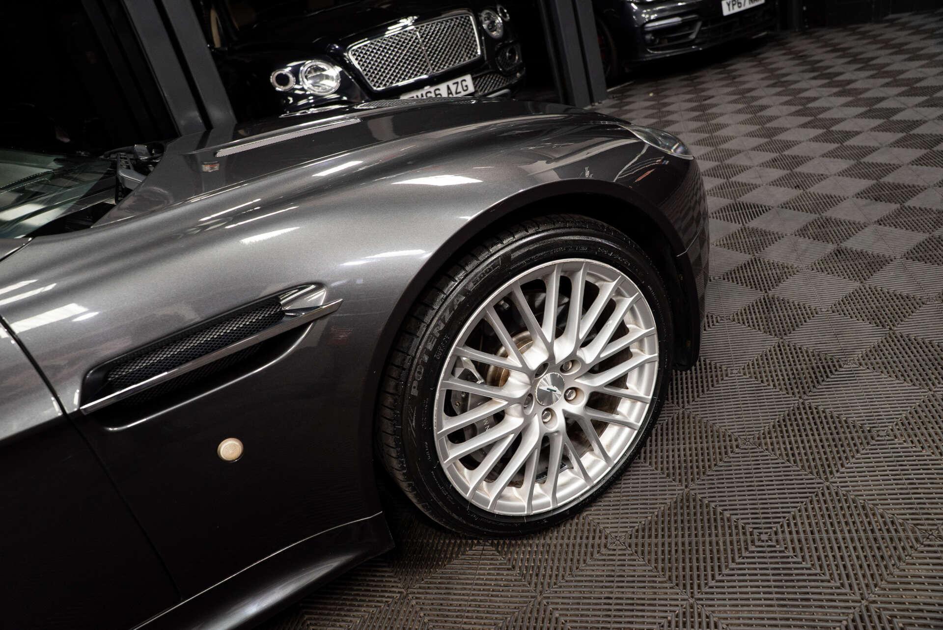 Aston Martin Vantage view 27