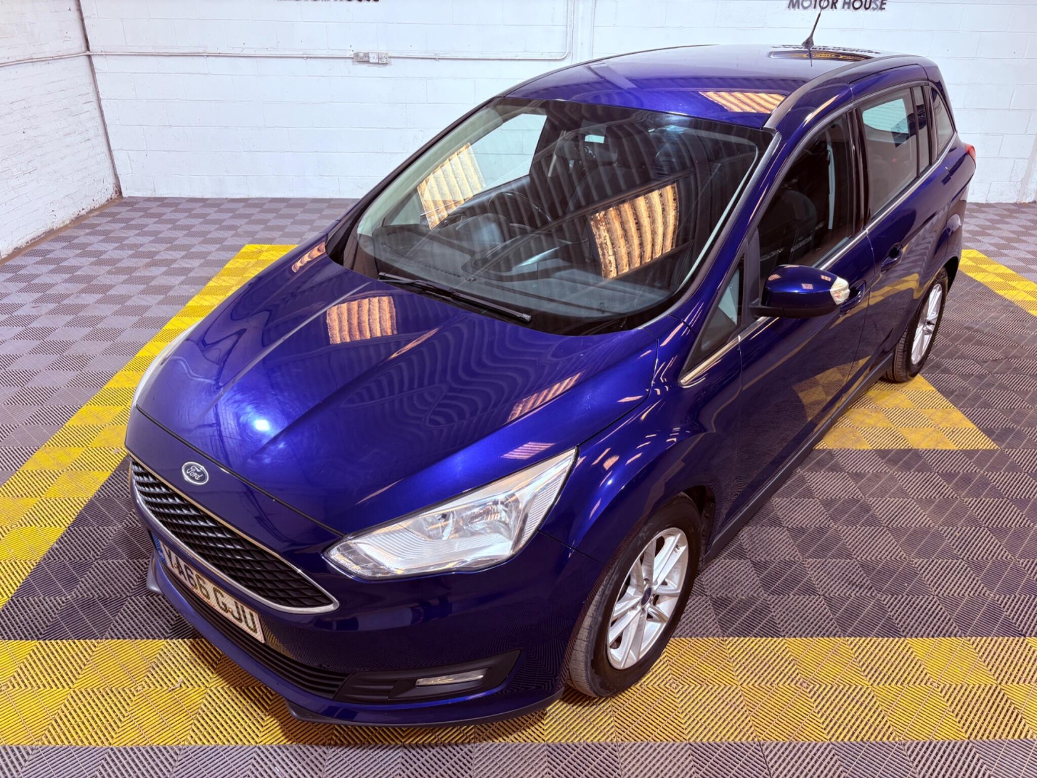 Ford Grand C-Max view 48