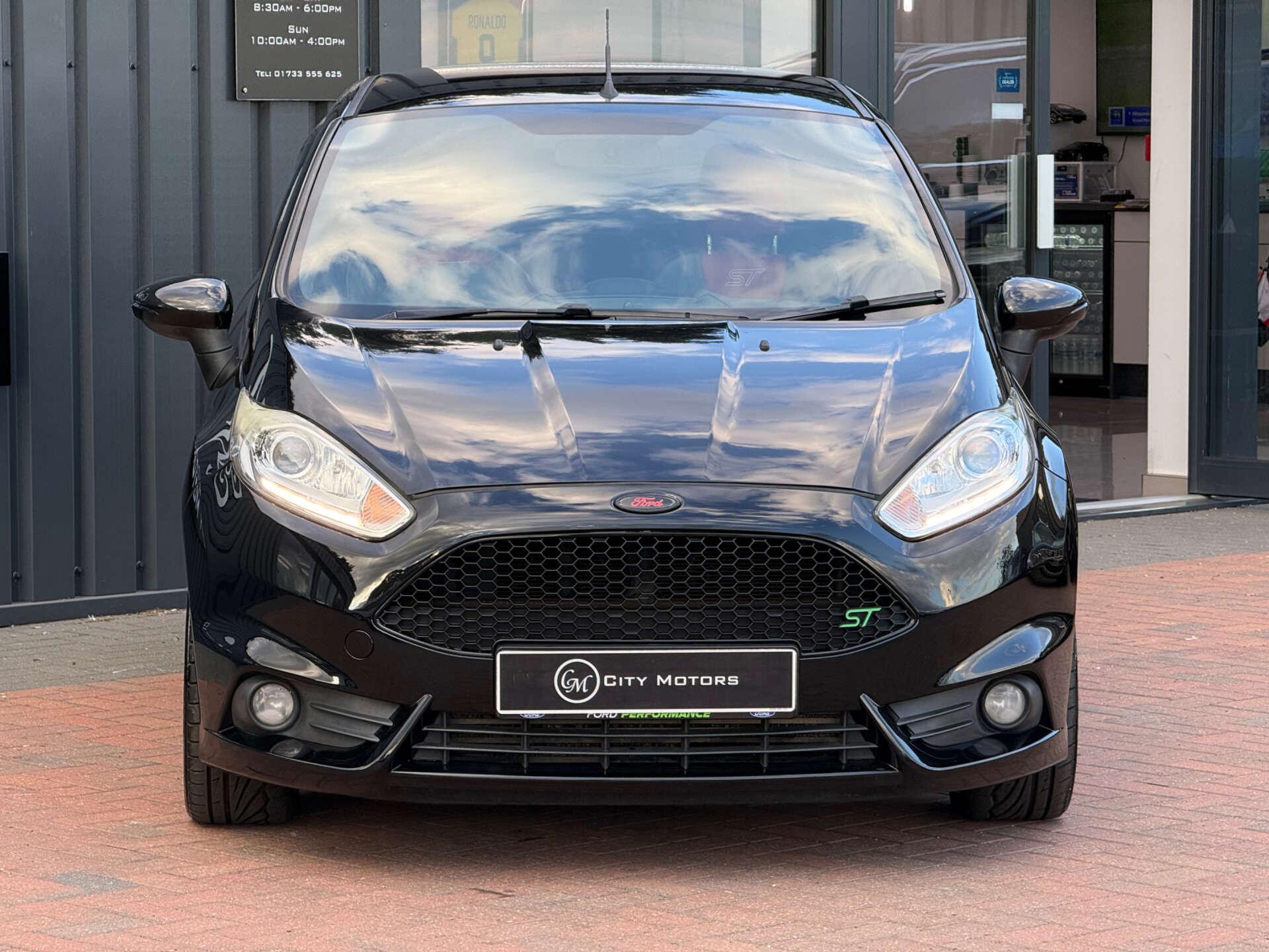 Ford Fiesta view 11