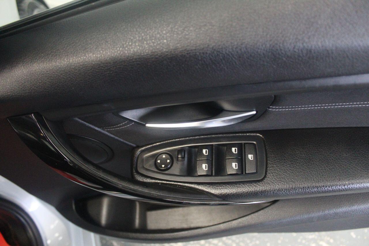 BMW 3 Series view 56