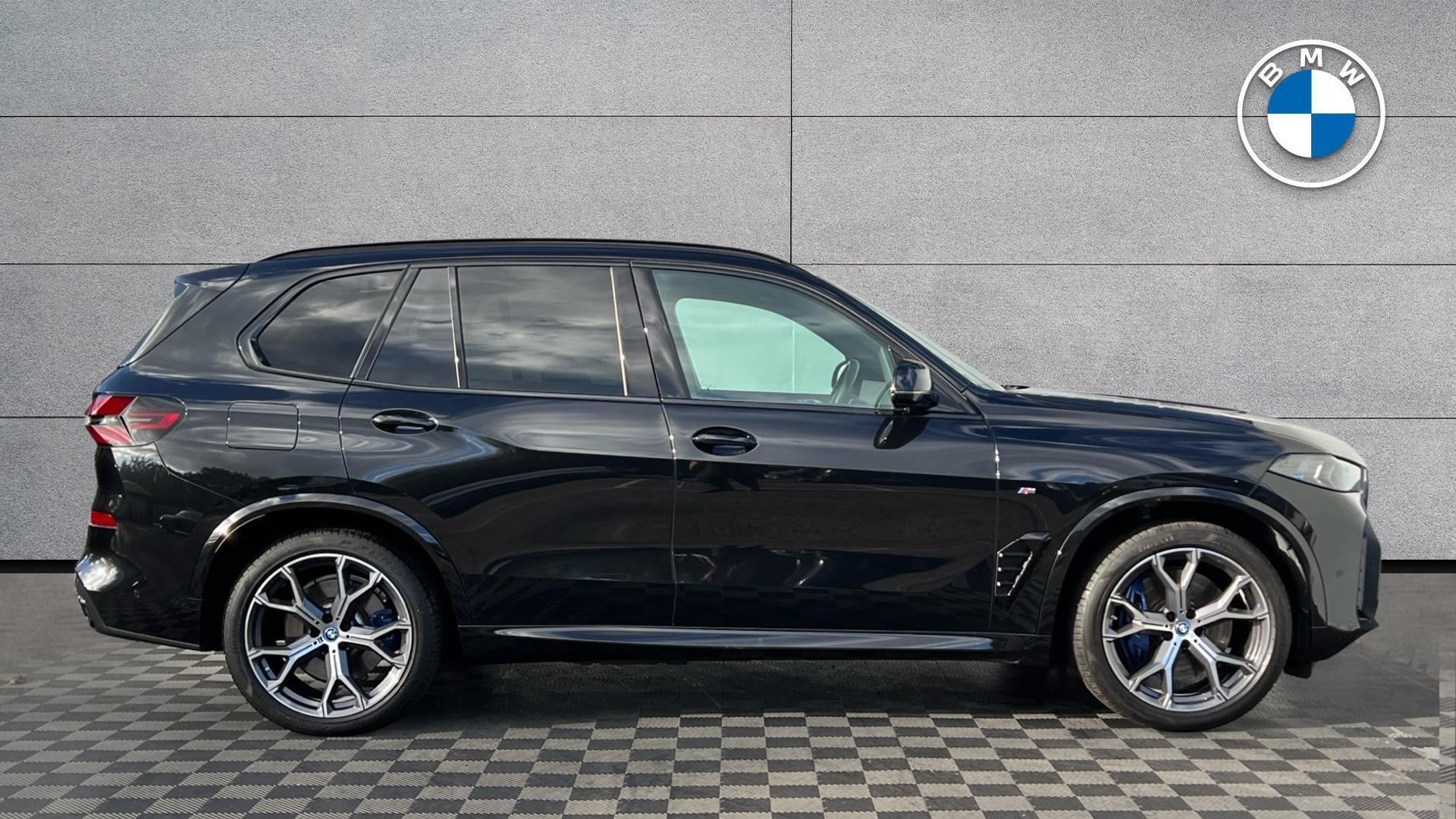 BMW X5 view 3