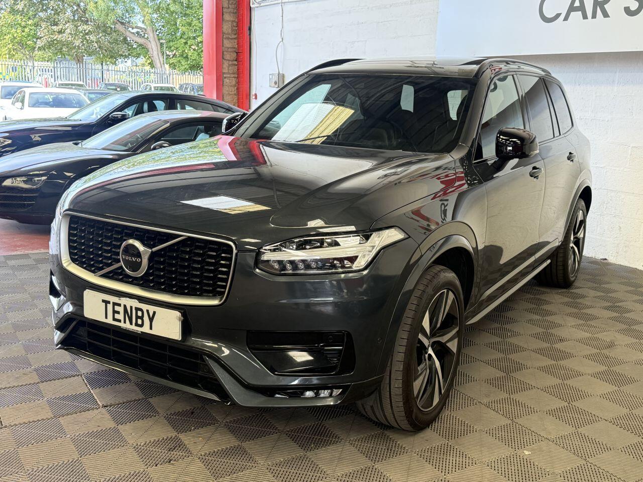 Volvo XC90 view 5