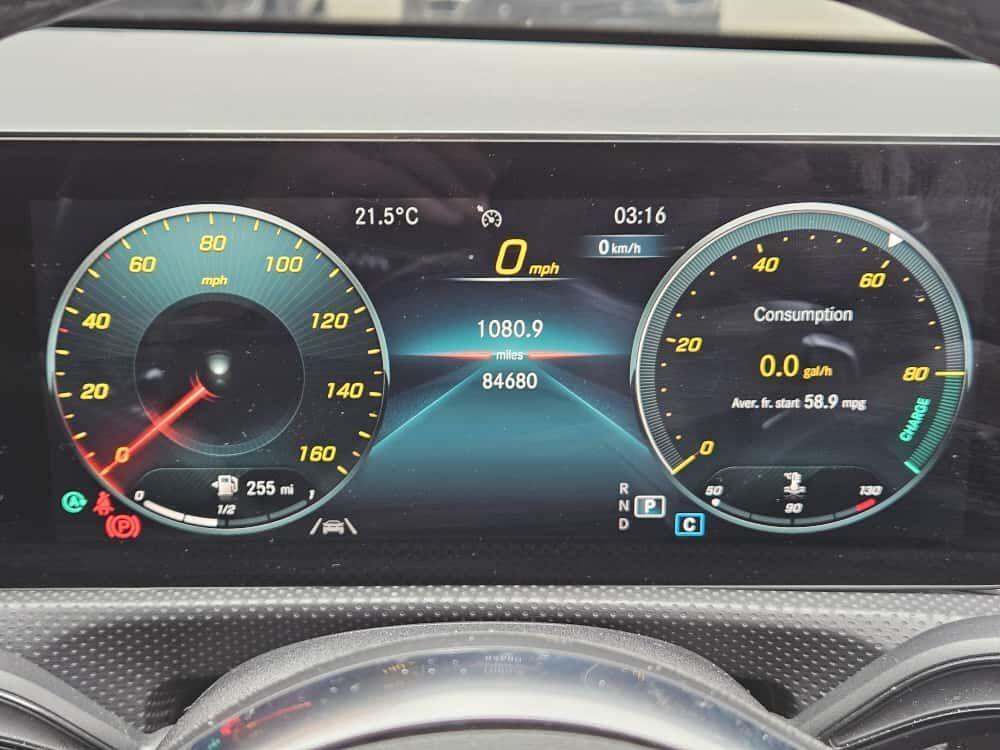 Mercedes-Benz CLA view 11