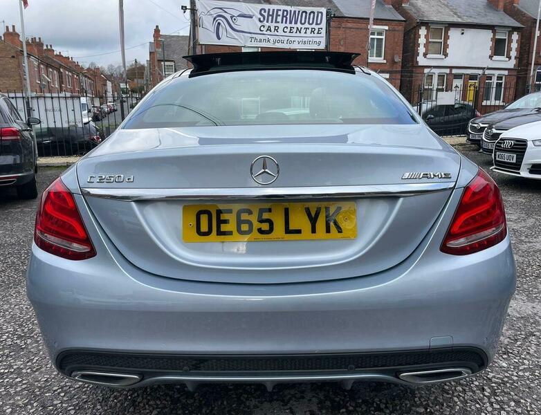 2015 Mercedes-Benz C Class image 12