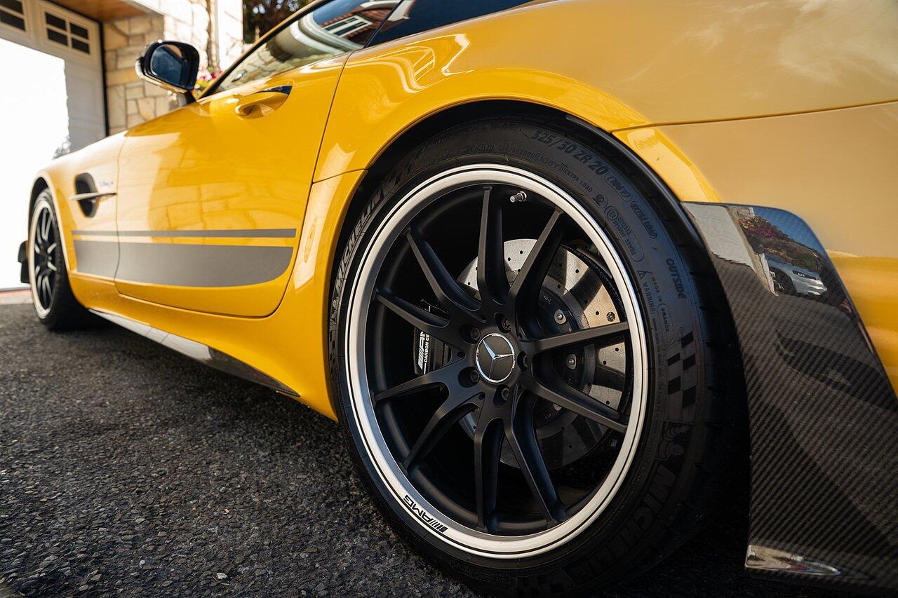 Mercedes-Benz Amg GT view 22