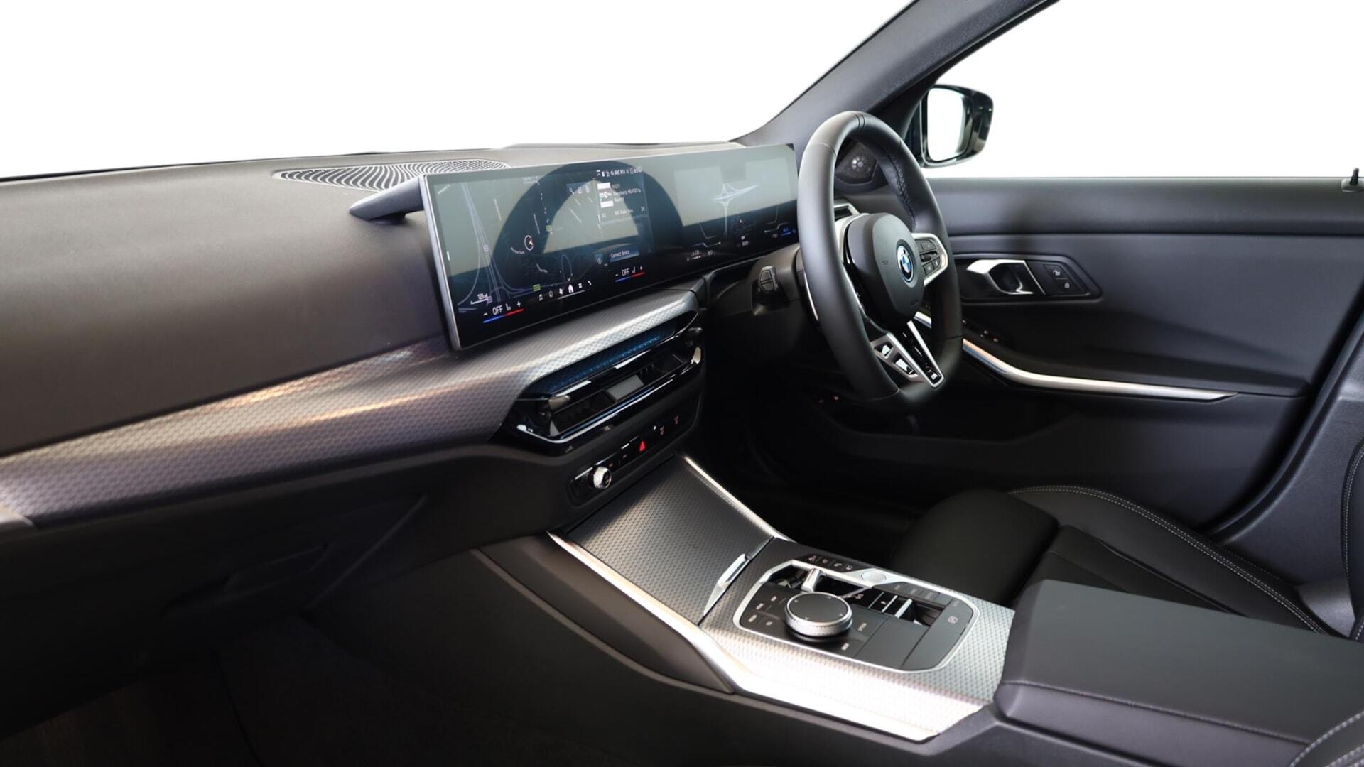 BMW 3 Series view 7