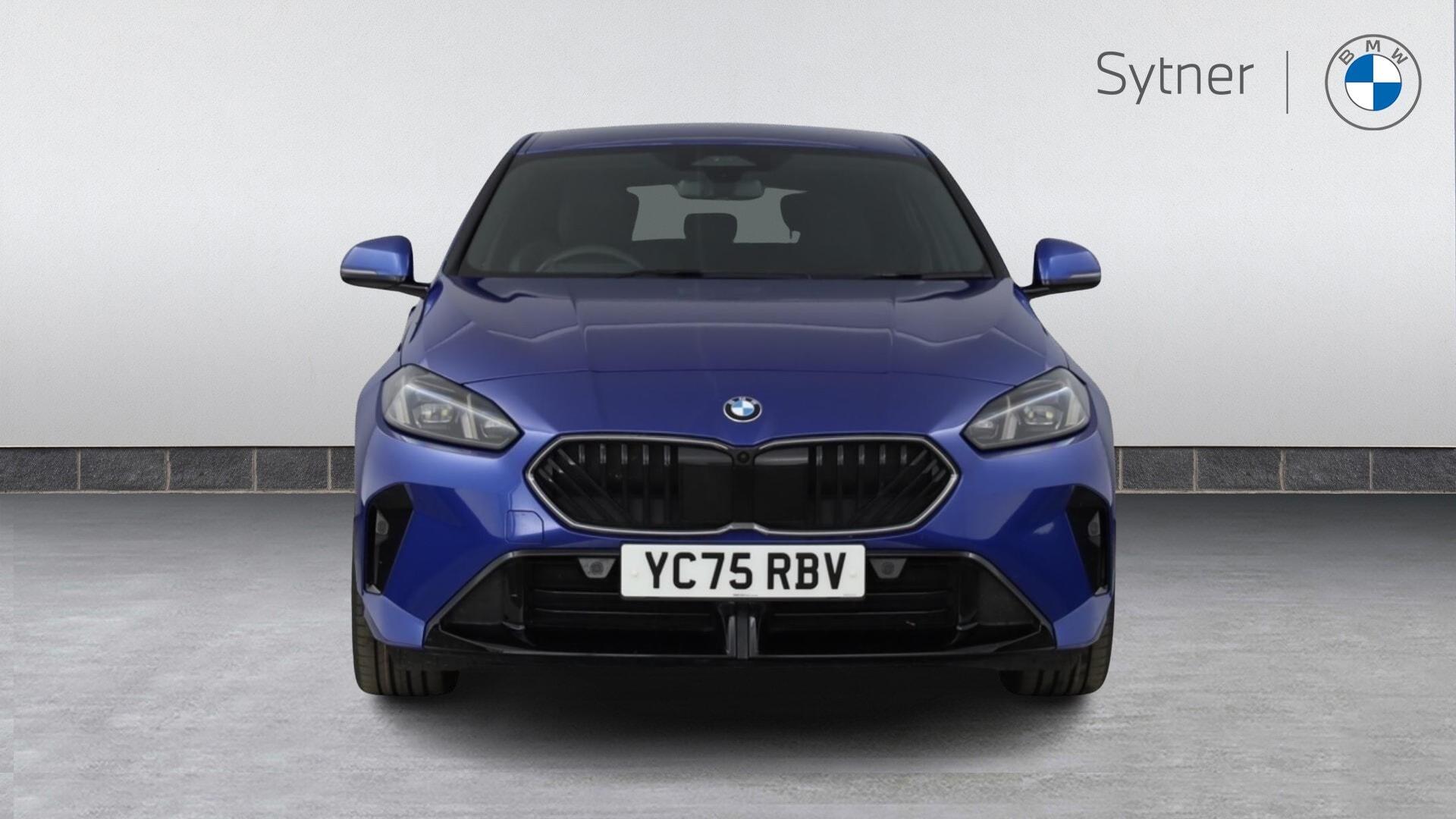 BMW 1 Series view 16