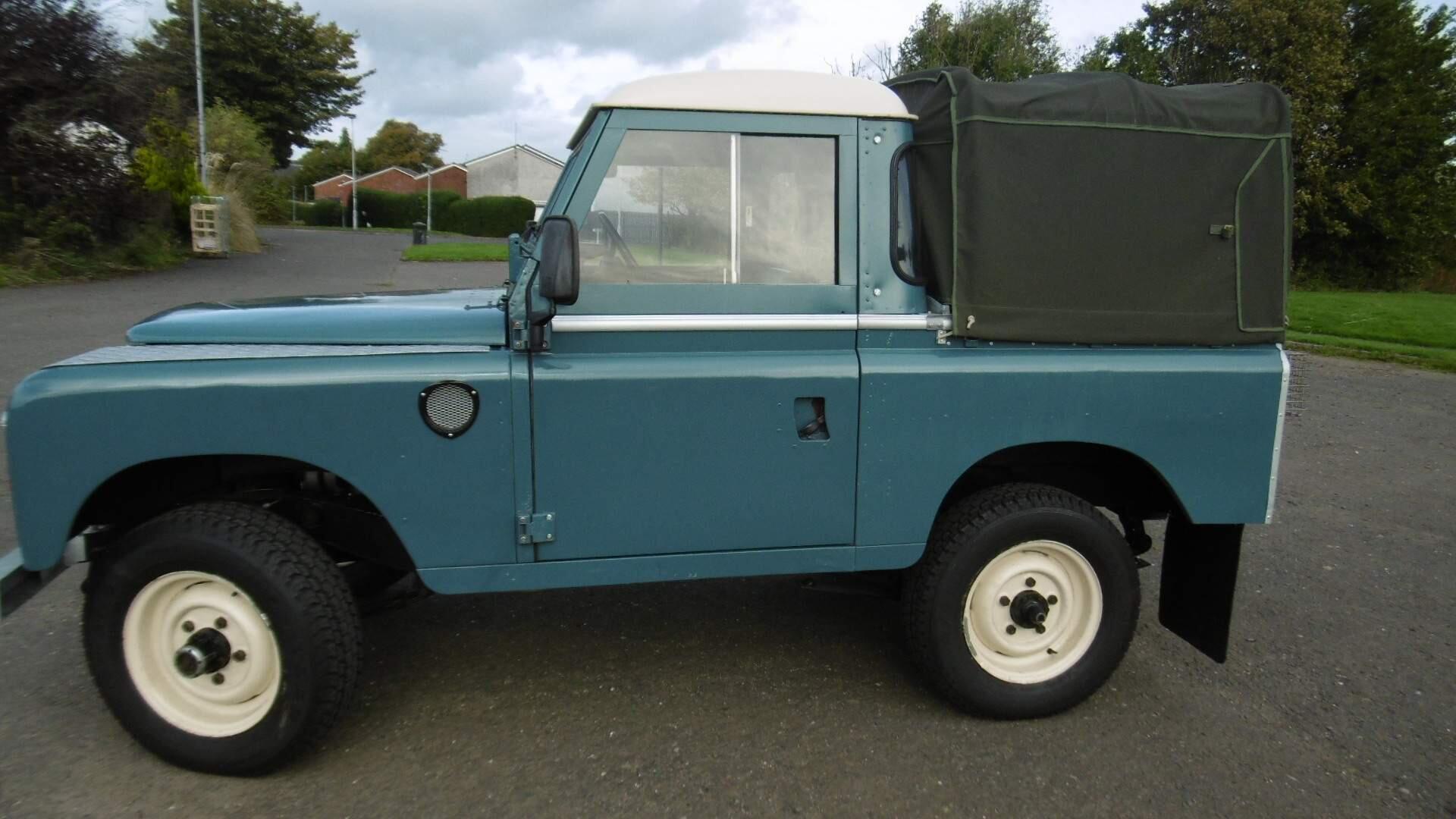Land Rover Series III