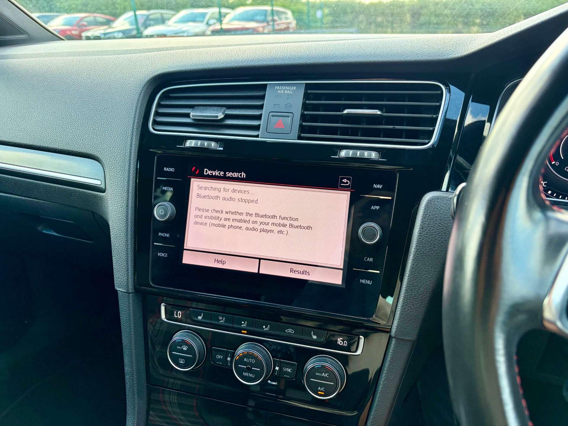 Volkswagen Golf view 53