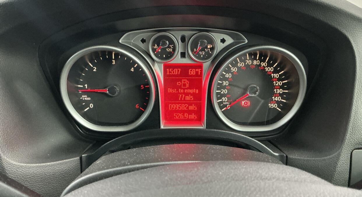 Ford Focus view 12