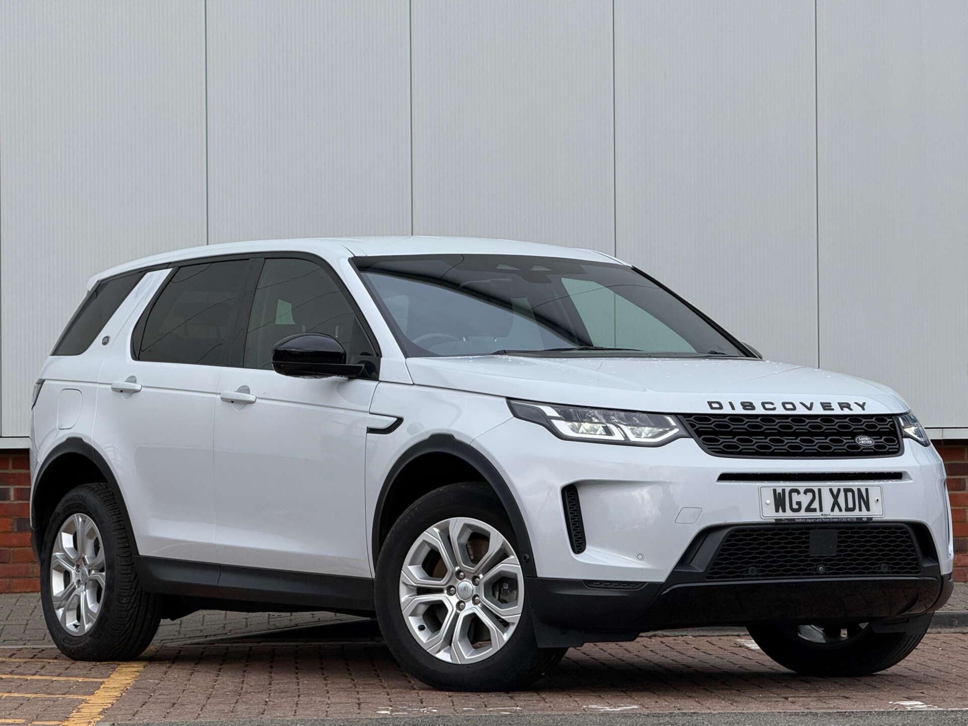 Land Rover Discovery Sport view 5