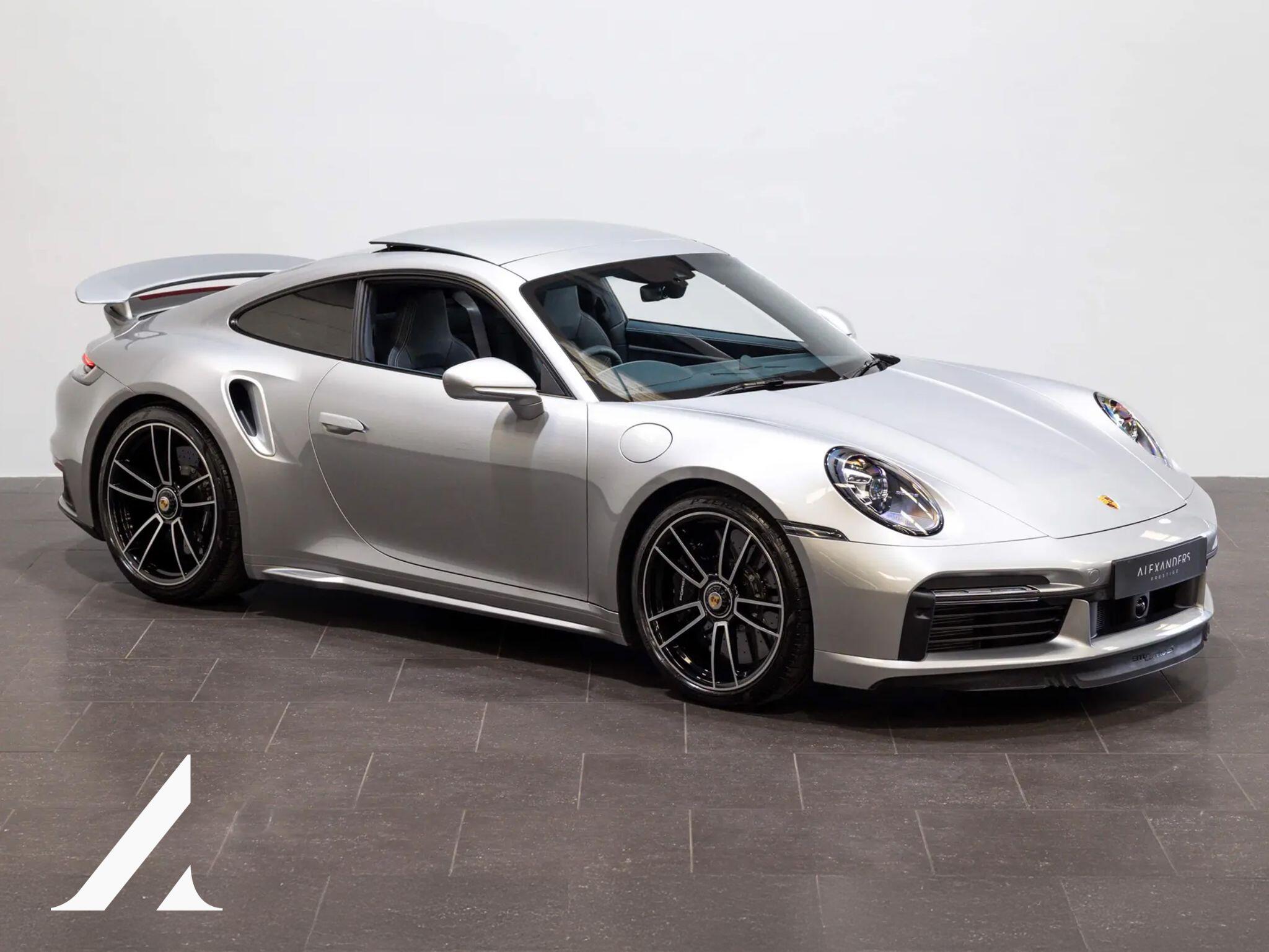 Porsche 911 main image