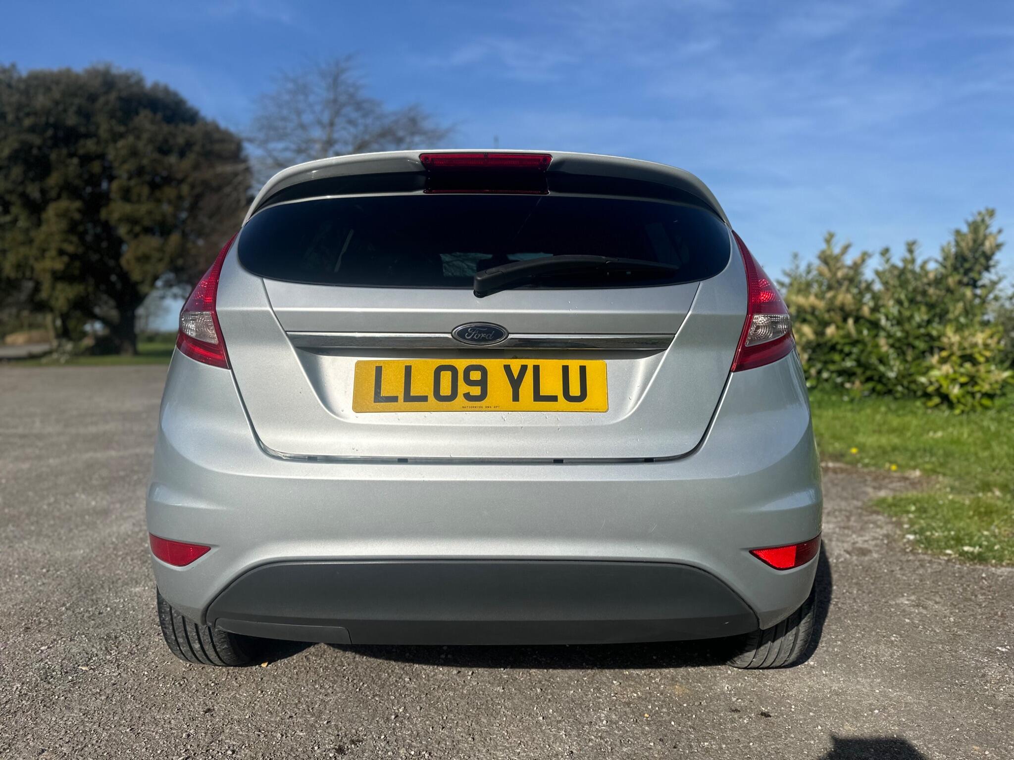 Ford Fiesta view 21