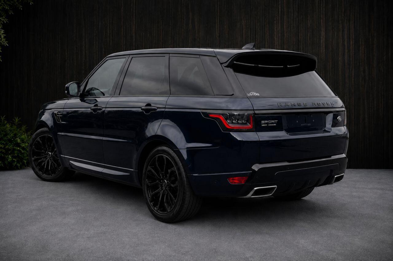 Land Rover Range Rover Sport view 3