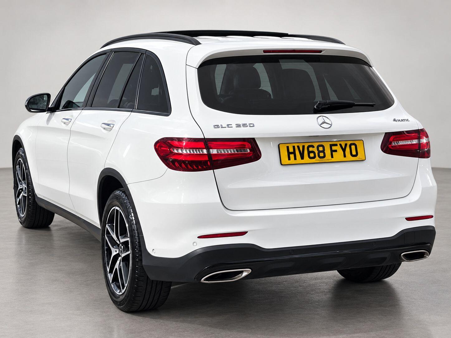 Mercedes-Benz GLC view 13