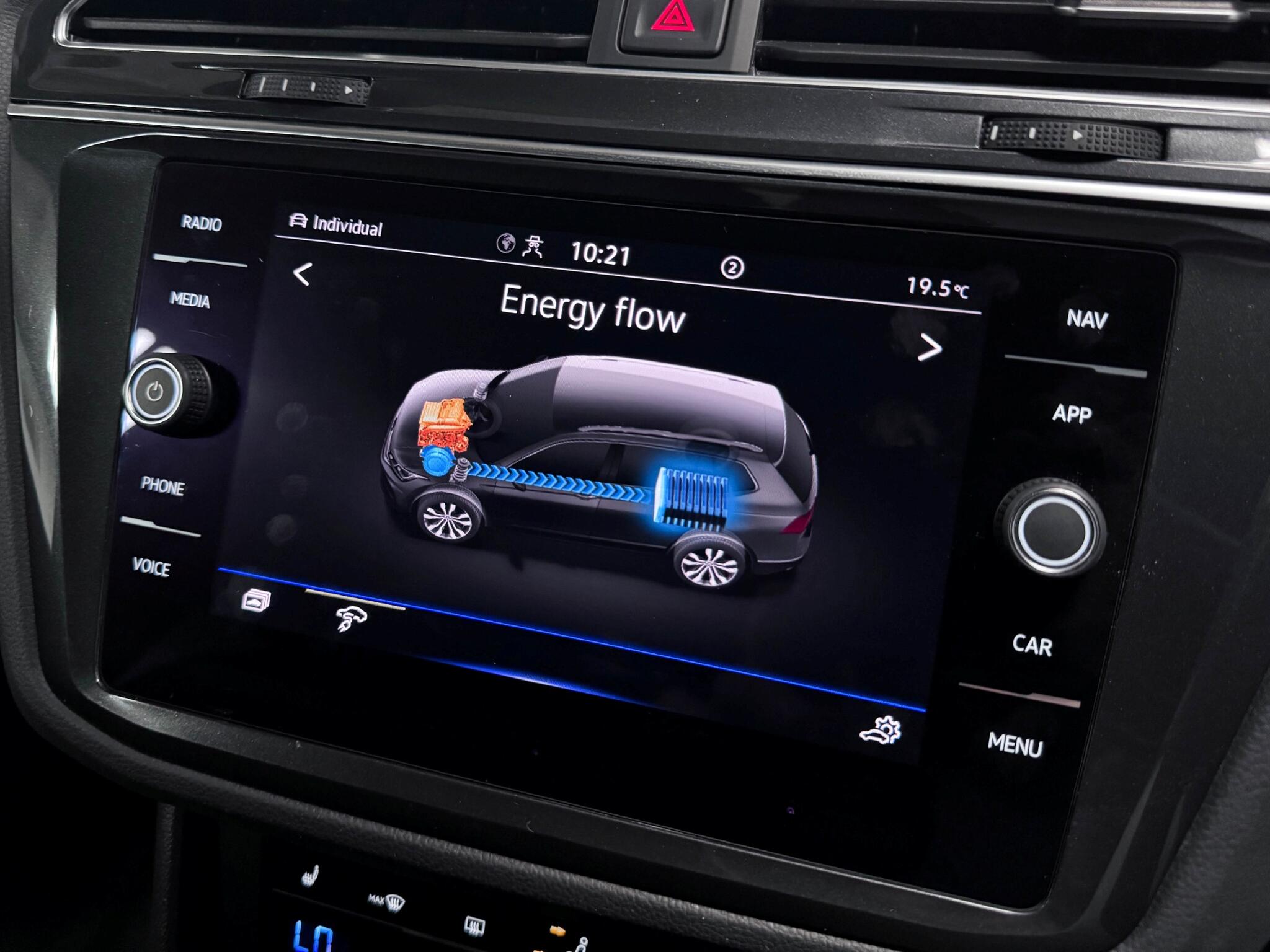 Volkswagen Tiguan view 47