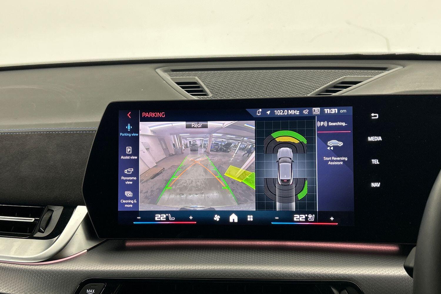 BMW X2 view 26