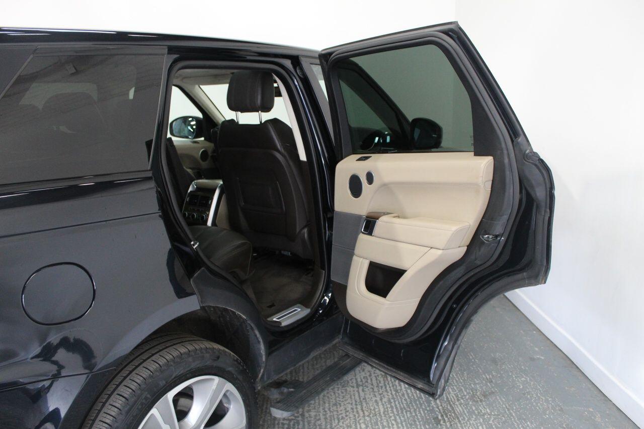 Land Rover Range Rover Sport view 30