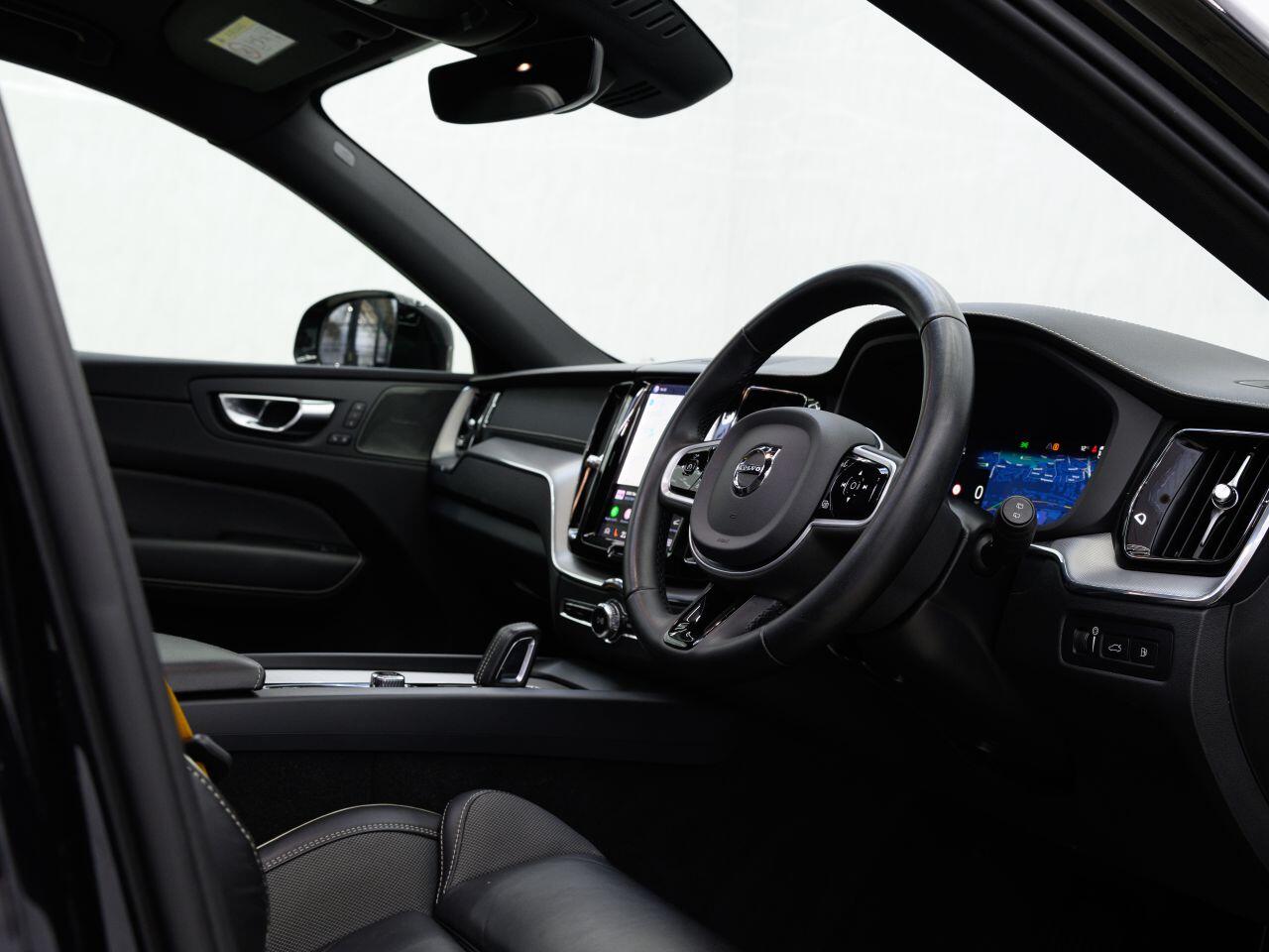 Volvo XC60 view 13