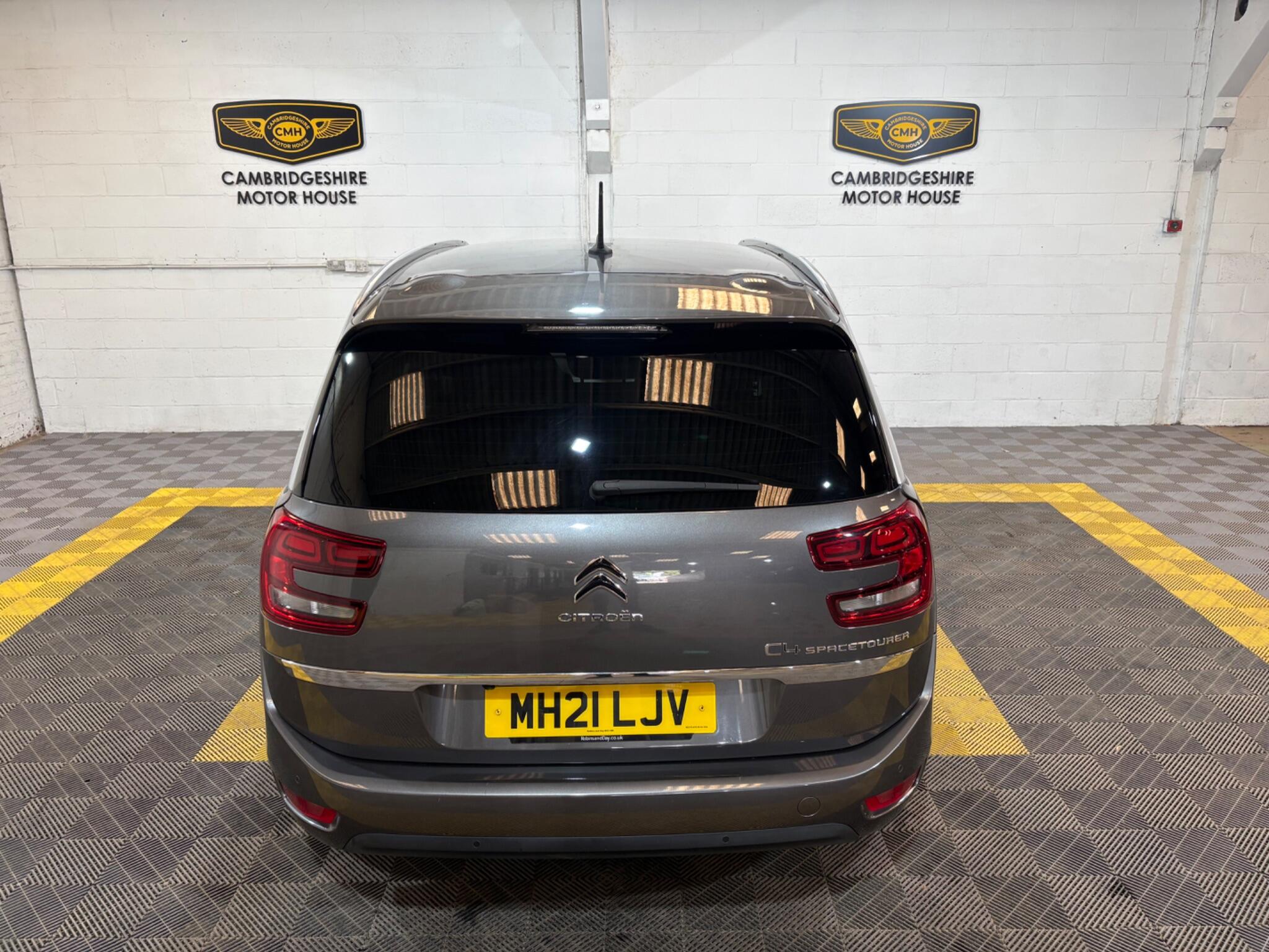 Citroen Grand C4 Spacetourer view 11