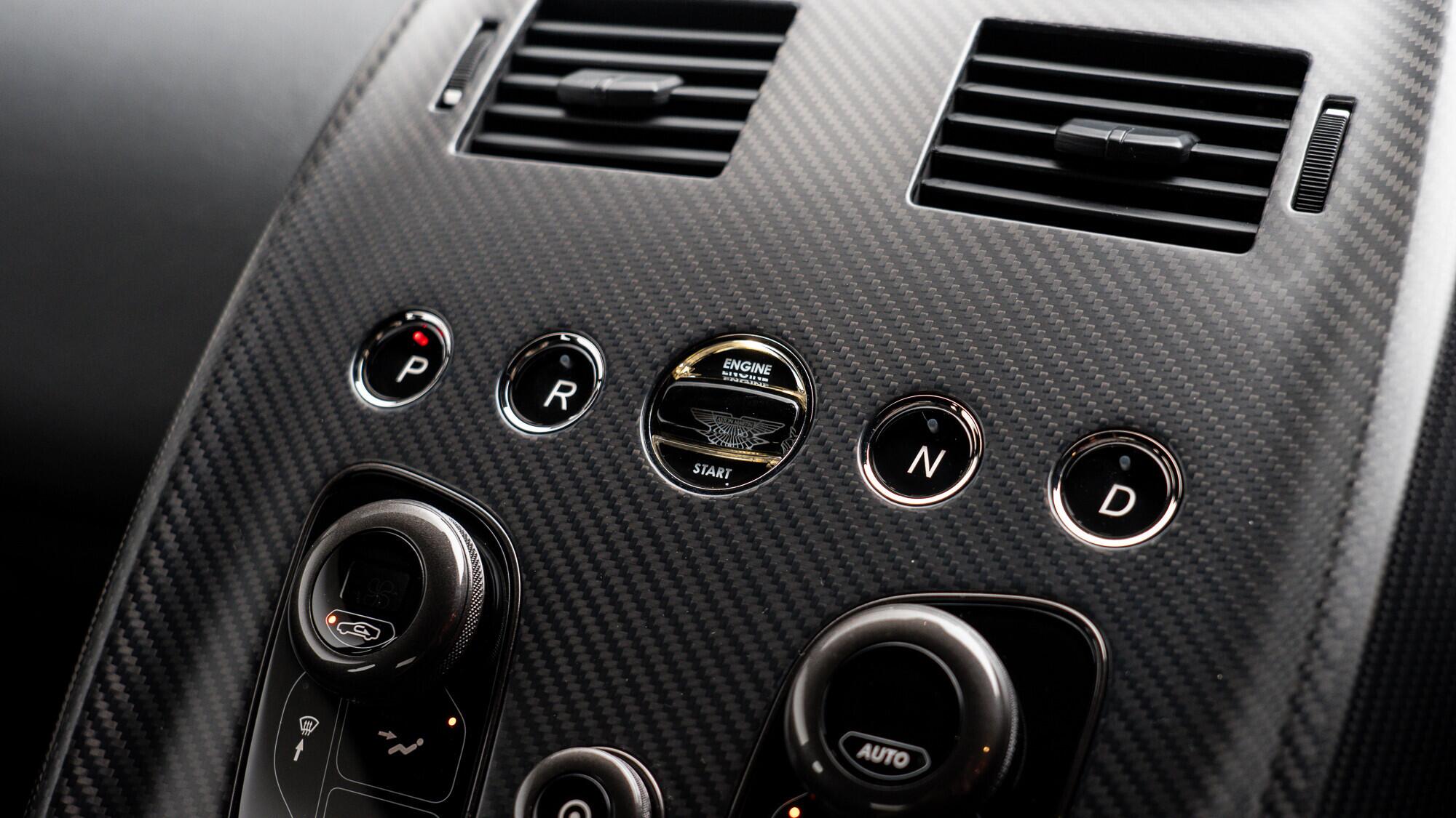 Aston Martin Rapide view 43