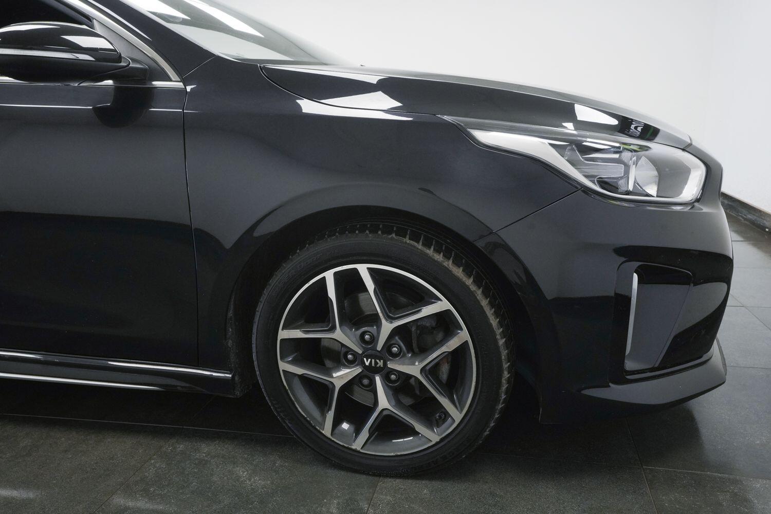 Kia Ceed view 4