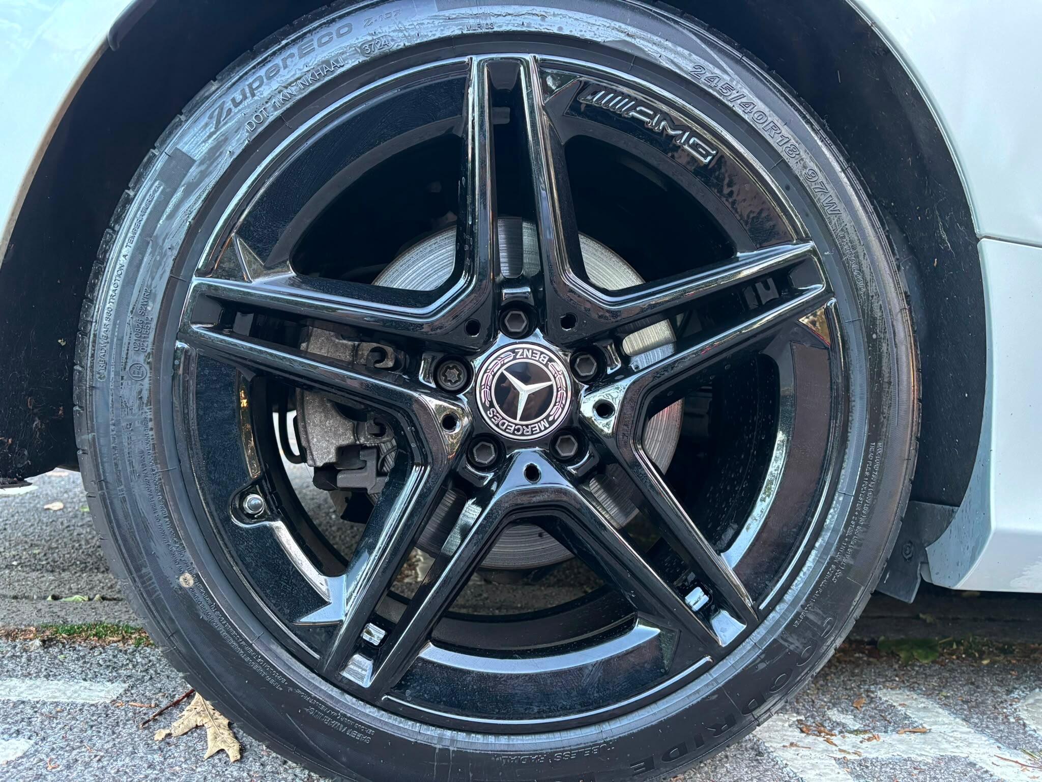 Mercedes-Benz C-Class view 18
