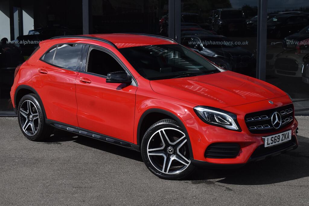 Mercedes-Benz Gla main image