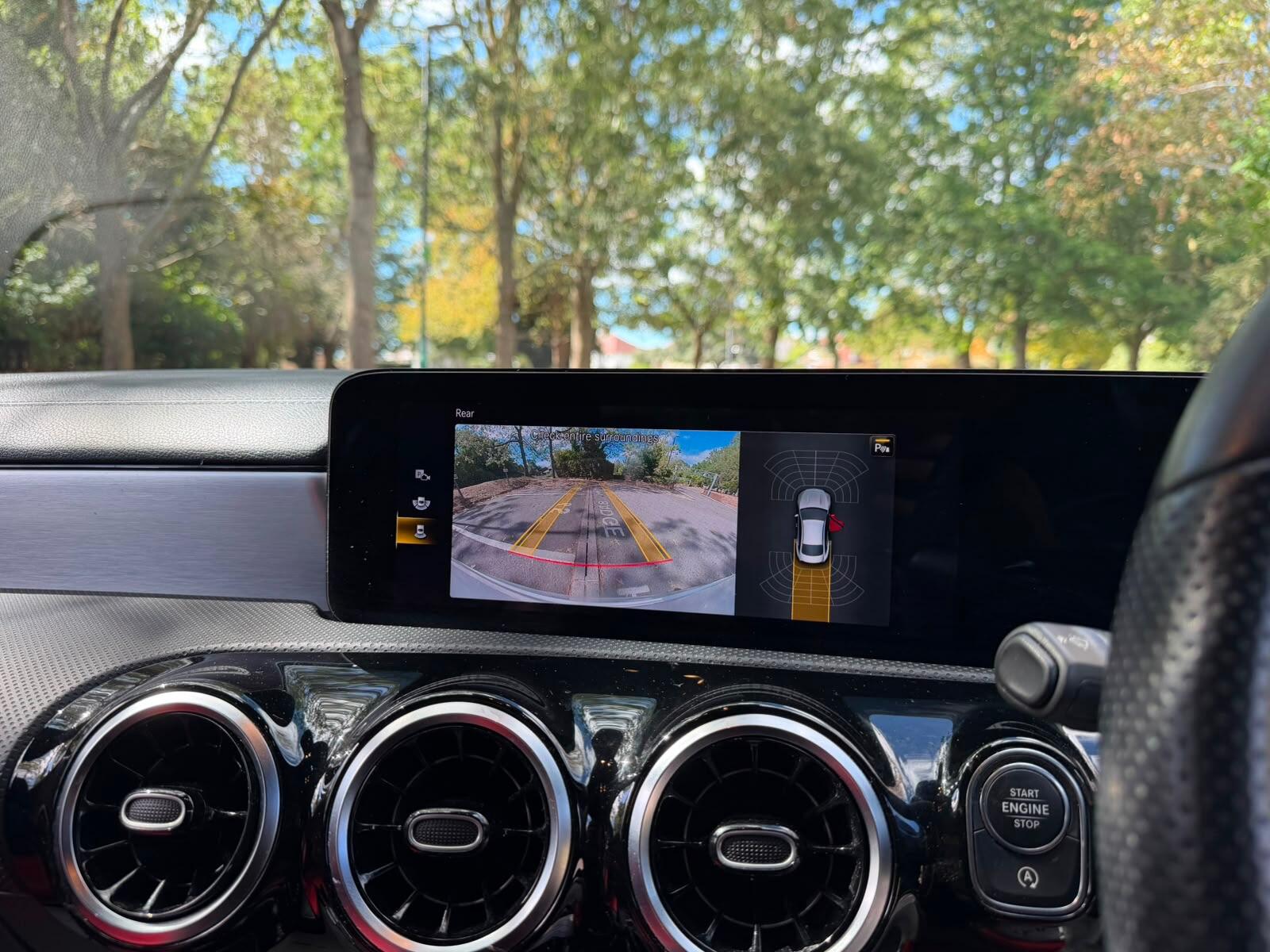 Mercedes-Benz Cla view 23