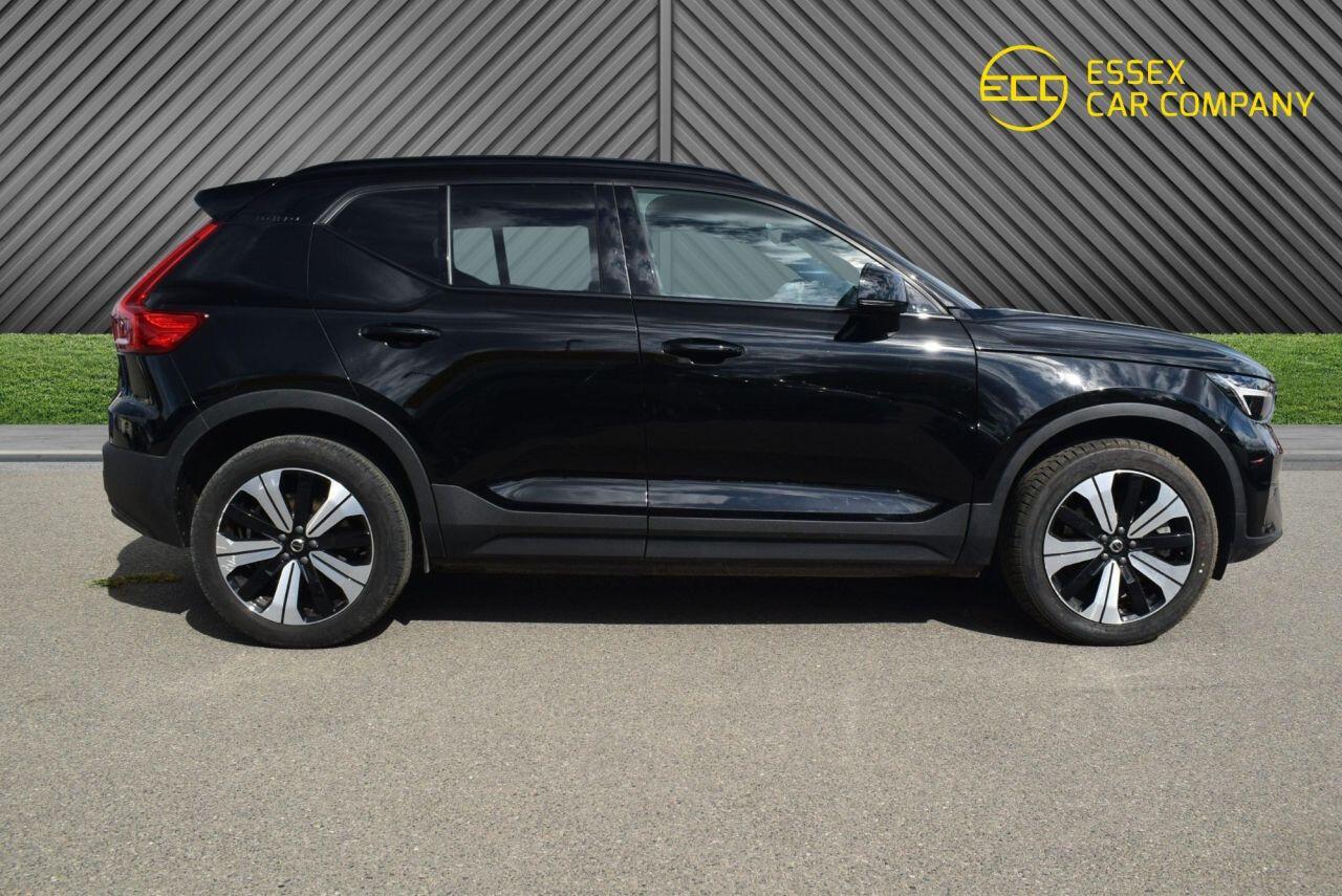 Volvo XC40 view 7