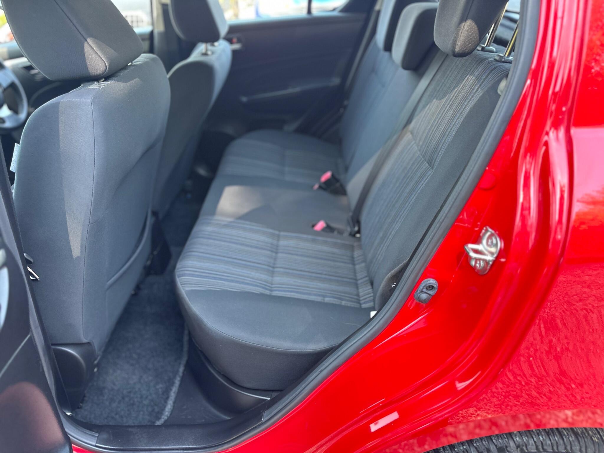 Suzuki Swift view 50