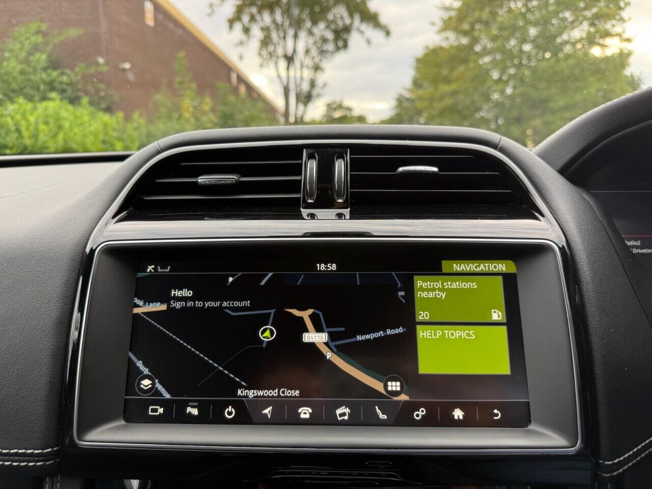 Jaguar F-Pace view 19