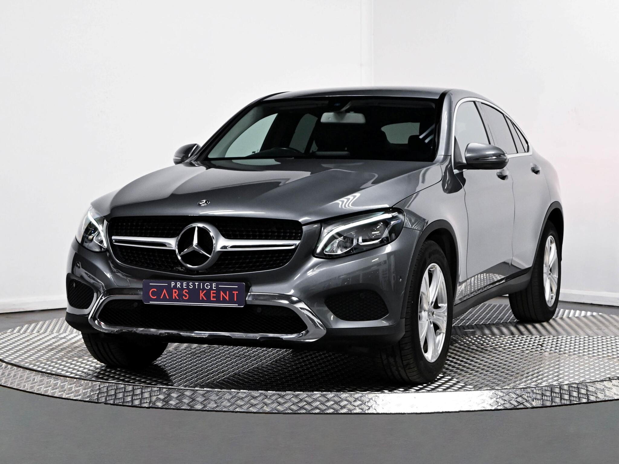 Mercedes-Benz GLC view 6