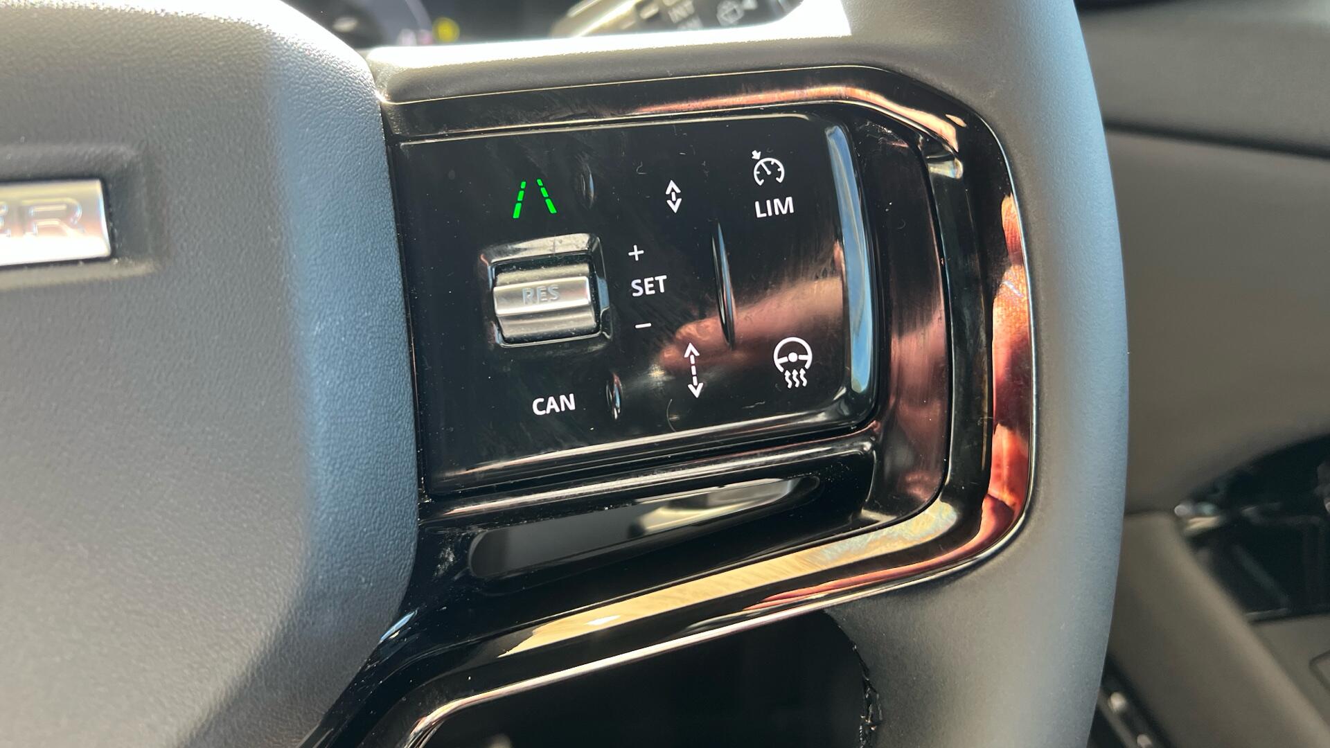Land Rover Range Rover Evoque view 44