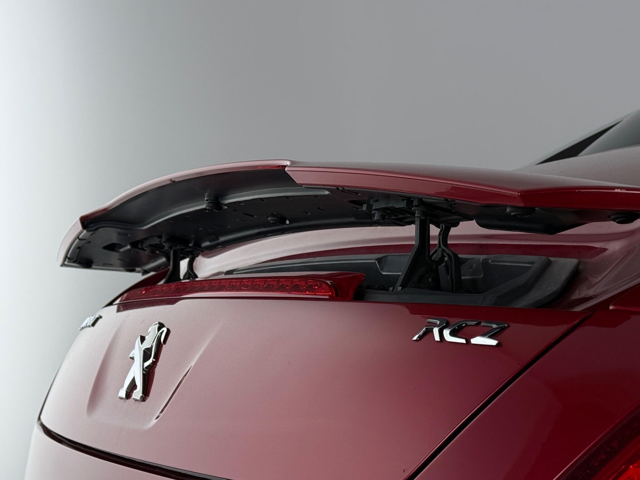 Peugeot RCZ view 10