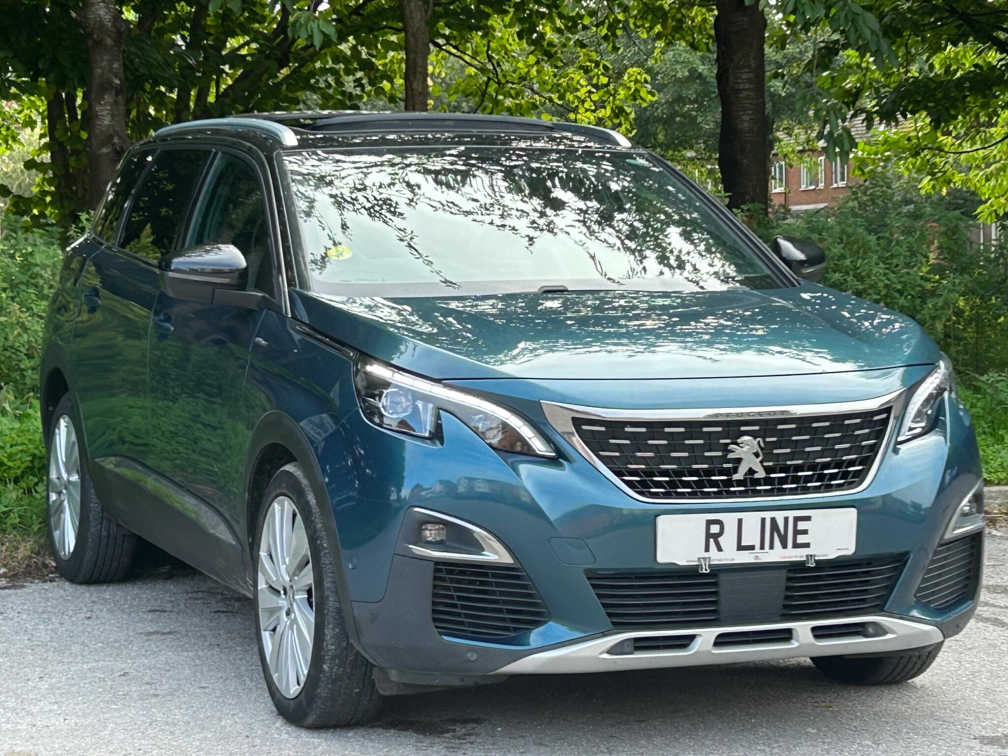 Peugeot 5008 view 3
