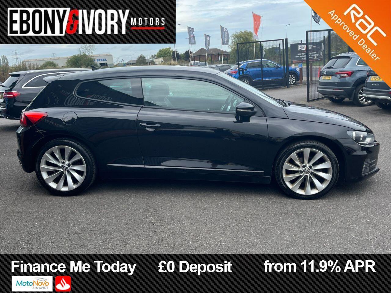 Volkswagen Scirocco view 6