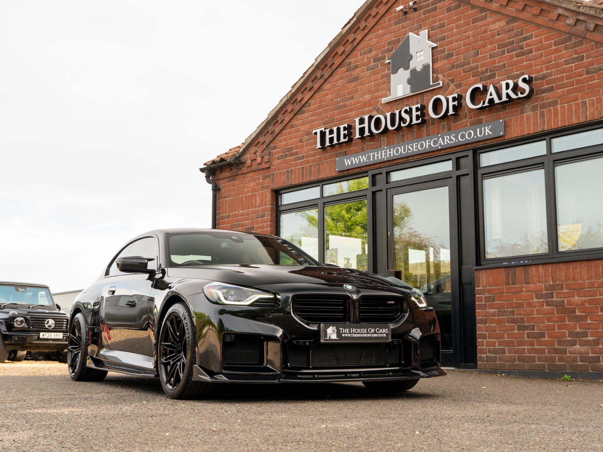 BMW M2 view 3