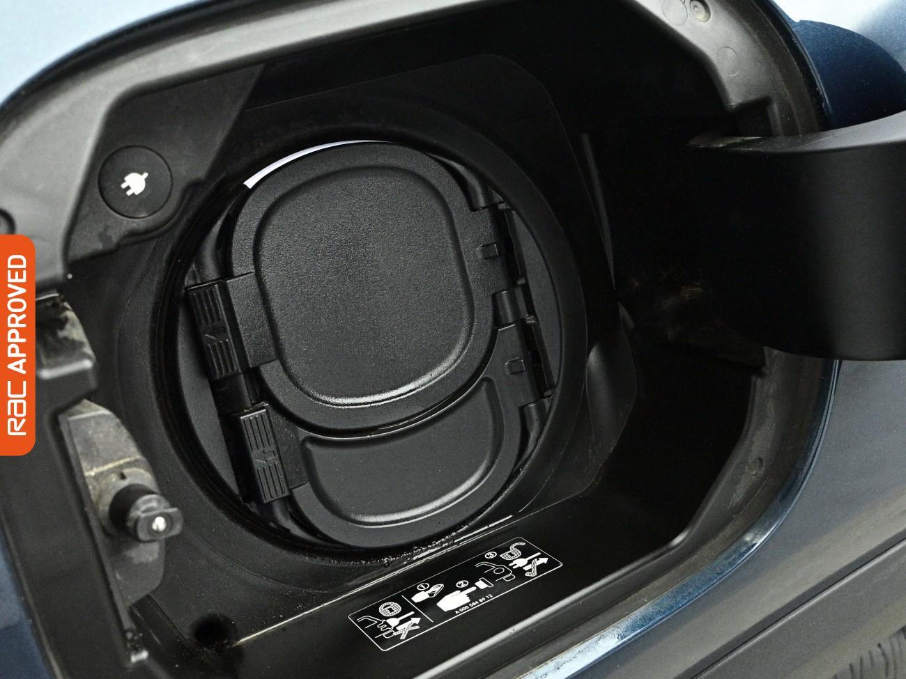Mercedes-Benz Eqa view 29