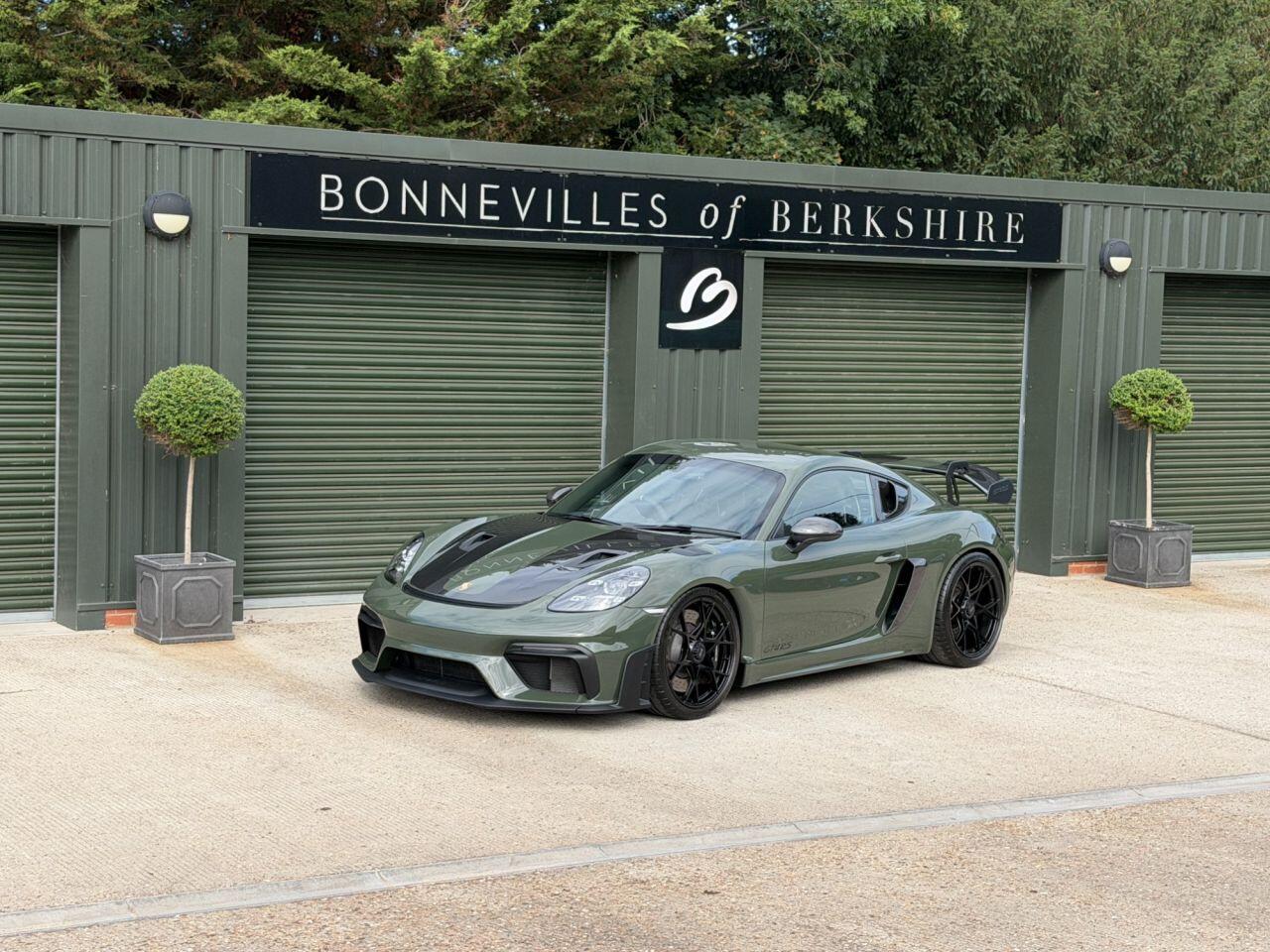 Porsche 718 Cayman main image