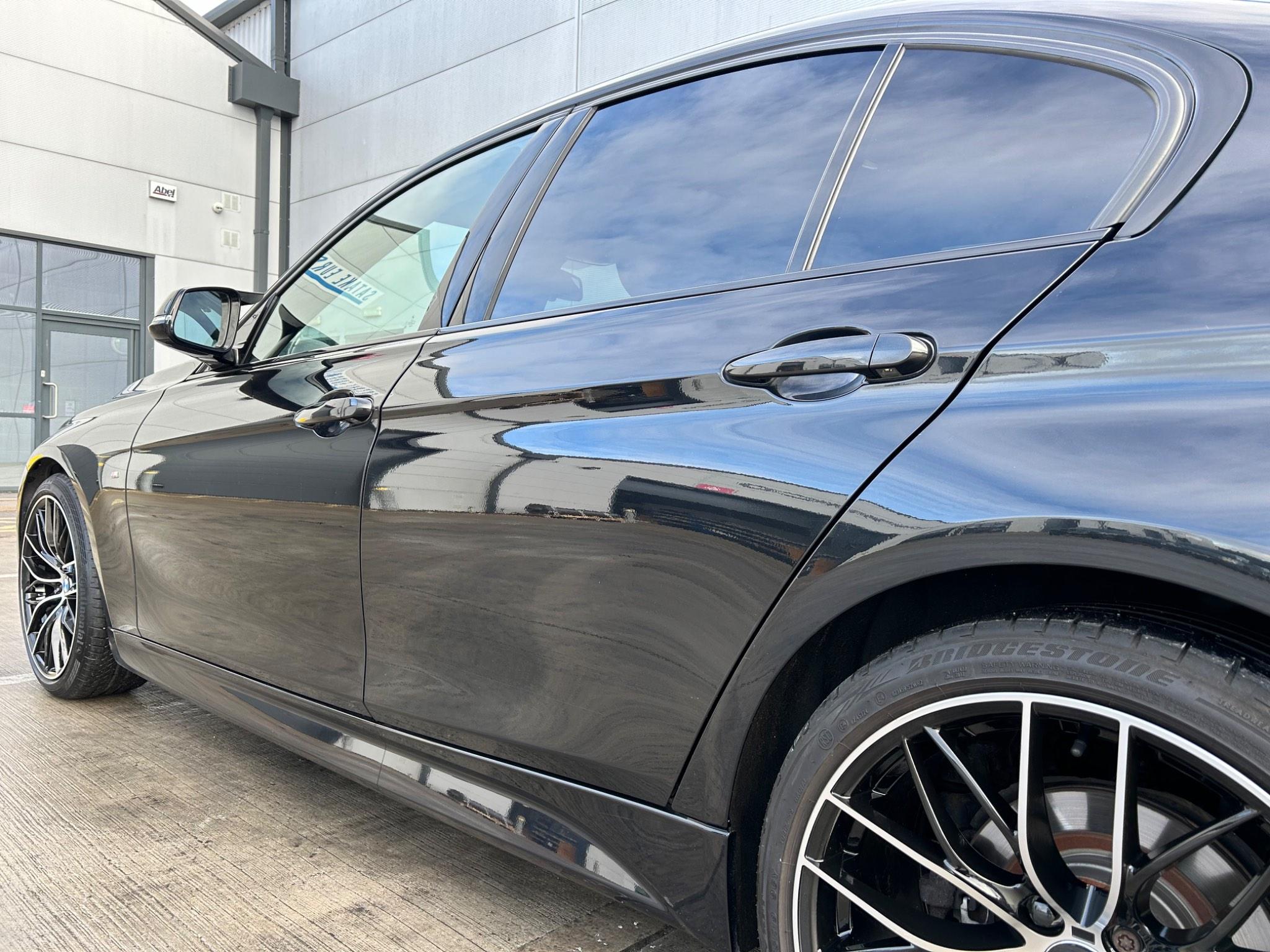 BMW 3 Series view 10