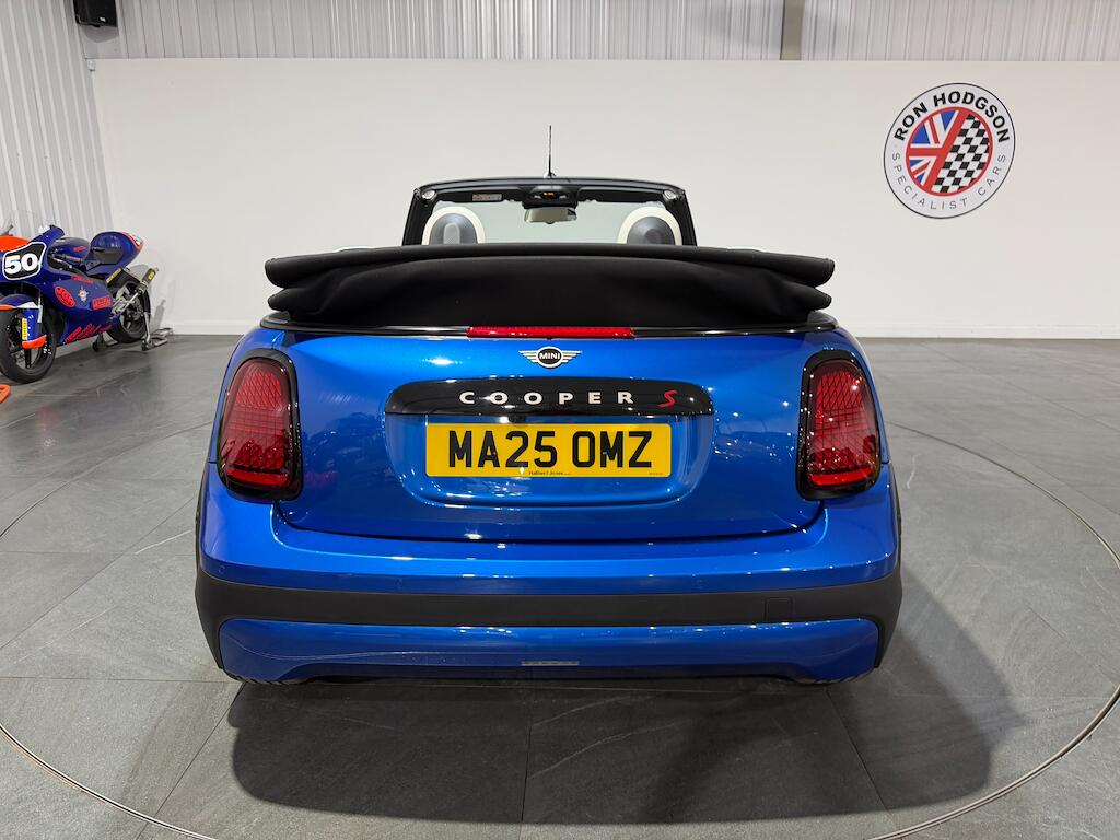 Mini Cooper Cooper view 14