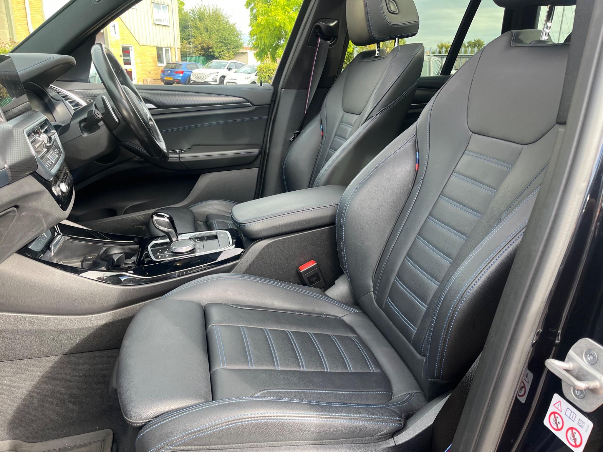 BMW X3 view 17