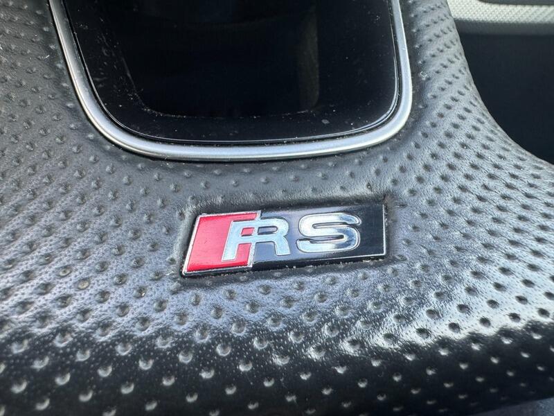 2018 Audi RS4 Avant image 49