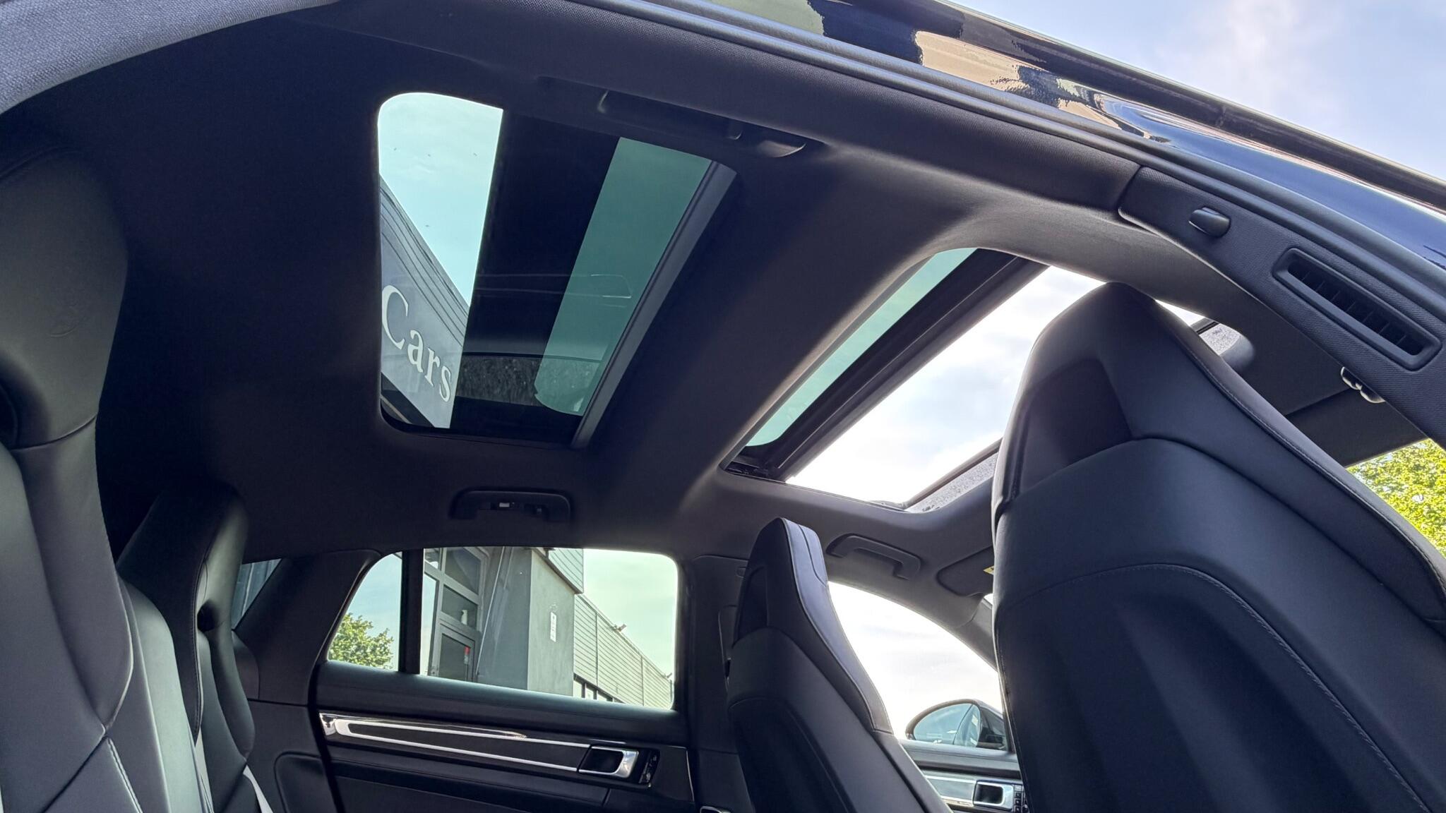 Porsche Panamera view 46