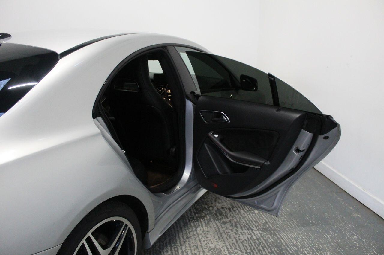 Mercedes-Benz CLA view 25