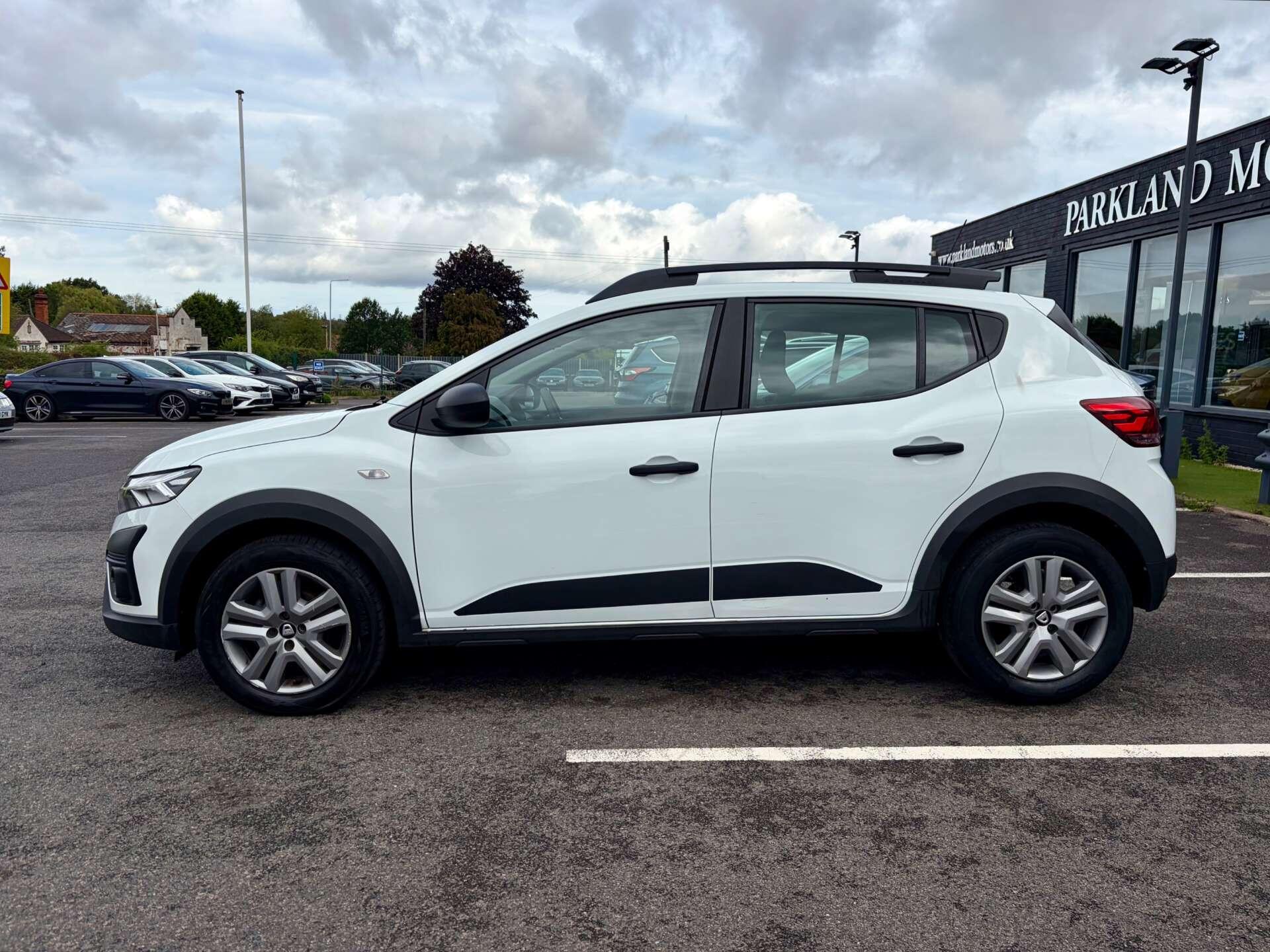 Dacia Sandero Stepway view 5