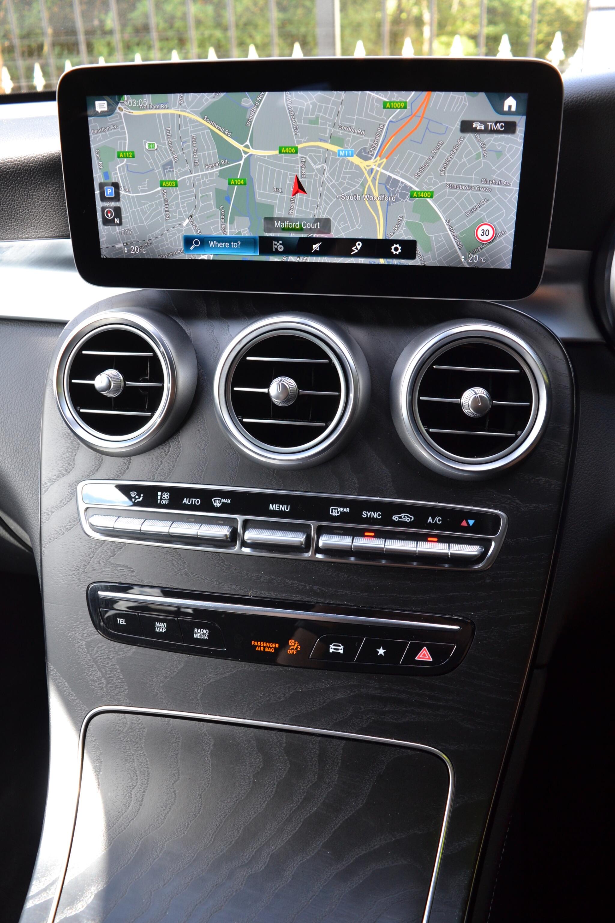Mercedes-Benz GLC view 21